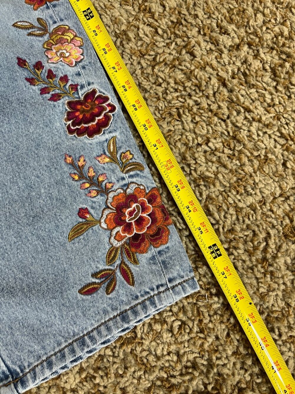 Driftwood Barbara Barrel Women's New Jeans with Floral Embroidery, Size 10 - Picture 12 of 15